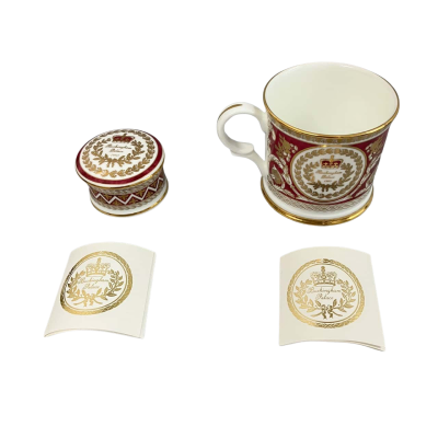 Buckingham Palace Fine Bone Trinket box and Cup