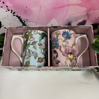 Boxed set/2 Coffee Mugs Pink/Blue Floral Artemis