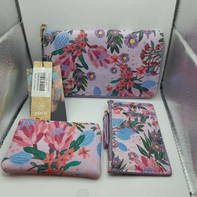  Womens Yarn Wallet / Card Holder Set