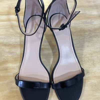 Mimco Womens High Heels Size 40 Black  