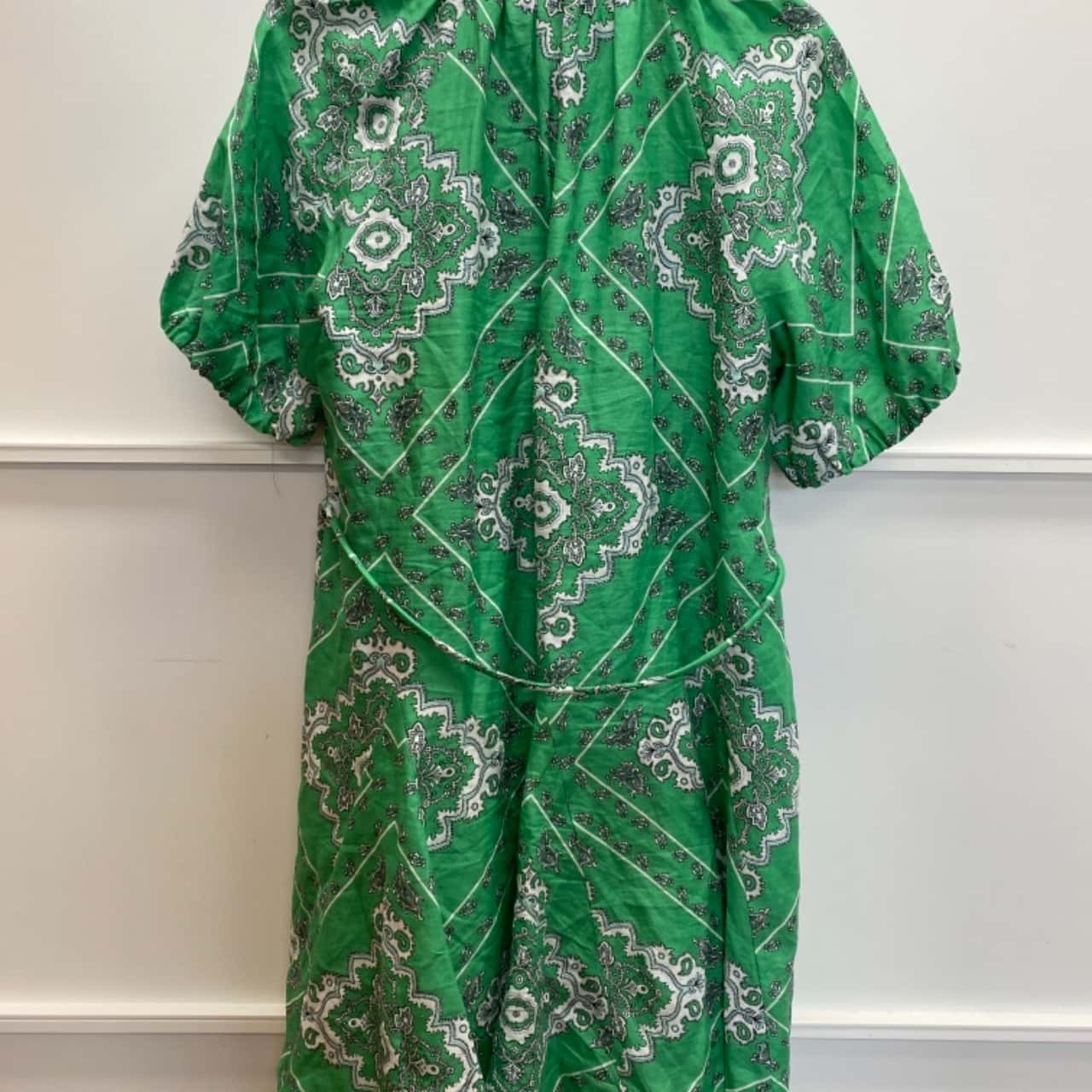Country Road Womens Size 14 Midi Dress / Short Sleeve Dress Green / Pattern / White (s) - Used Good | Salvos Stores Country Road Womens Size 14 Midi Dress / Short Sleeve Dress Green / Pattern / White (s) - Used Good | Salvos Stores