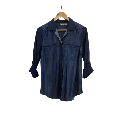 Sussan Womens  Size 8 Button Up Shirt 