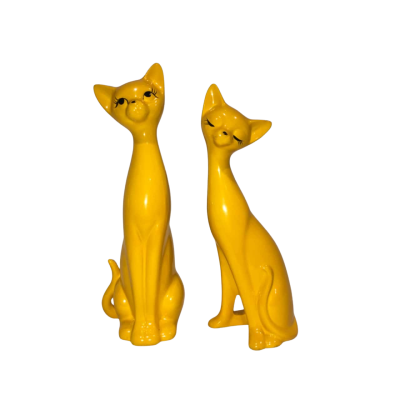 Siamese cat Salt-N-Pepa shakers