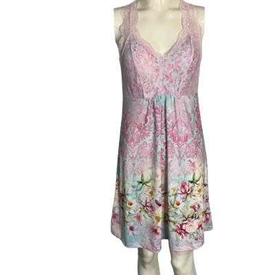 Peter Alexander Womens  Nightie  Size M Floral 