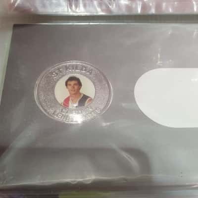 Sunday Mail Official 2004 AFL Captains Medallions Series 