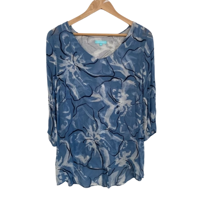 Blue Illusion Womens  Size S 3/4 Sleeve Top Black  / Blue / White 