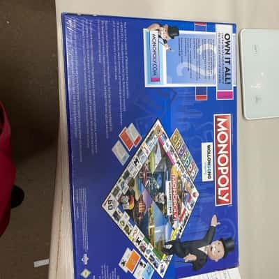 Monopoly-Wollongong press play