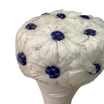  Womens  Size One Size white pillbox