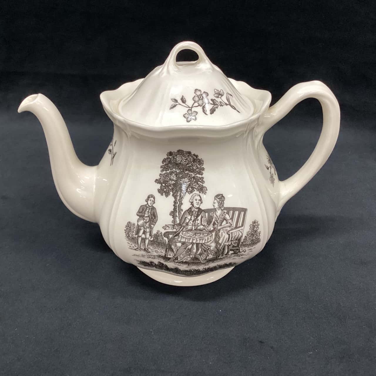 Antique Wedgwood Etruria Barlaston Collectors Society Teapot
