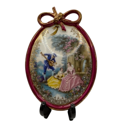 Limoges France Rehausse main - wall decoration