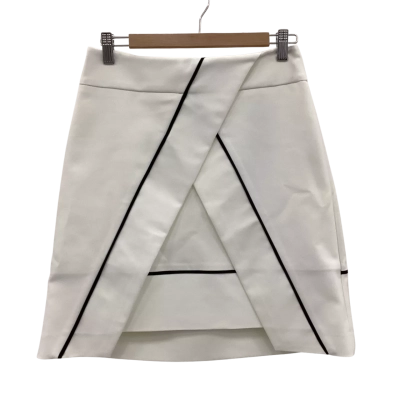 Cue Womens  Size 8 Asymmetrical Hemline Skirt White BNWT RRP$209