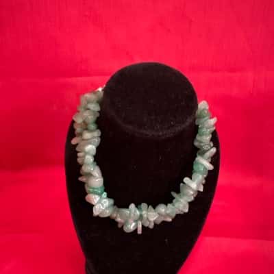  Women's Green Gemstone Chip Bracelet 