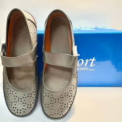 Bare Traps Women’s Shoes Pewter ‘Gemma’ Size 37