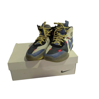 Nike Air Deldon  Mens  Size 9
