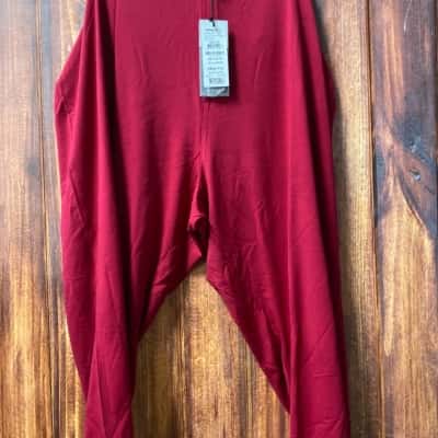 Taking Shape  Size 30 Leggings Maroon new 