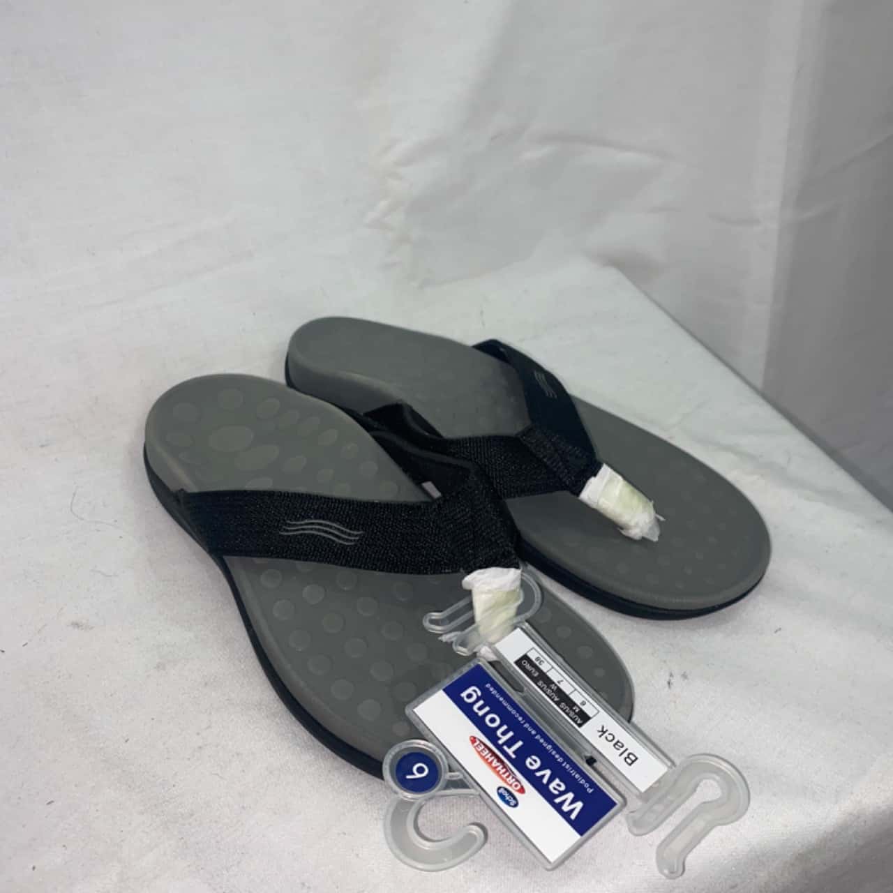 scholls thongs