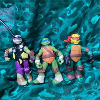 Various Superheroes - 15cm.