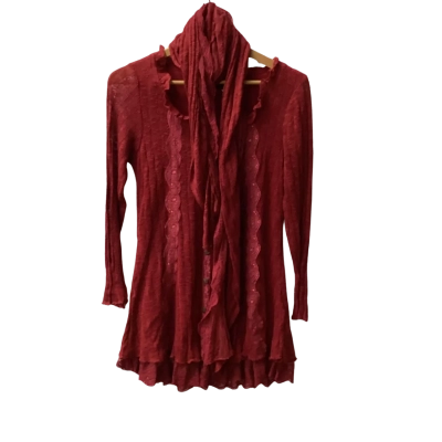 Caroline Morgan Womens  Size 12 3/4 Sleeve Top Maroon and scarf E