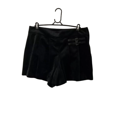 Womens Black Friday Size 18 Shorts Black  