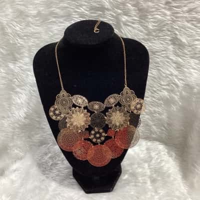  Womens Gold Tone Statement Necklace 