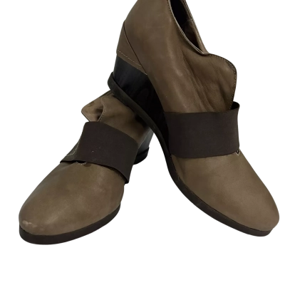 Django & Juliette Hattie Leather Block Heel Shoes Size 42 Brown Taupe