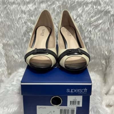 Diana Ferrari Womens  Size 9 Heels Black  / Cream 