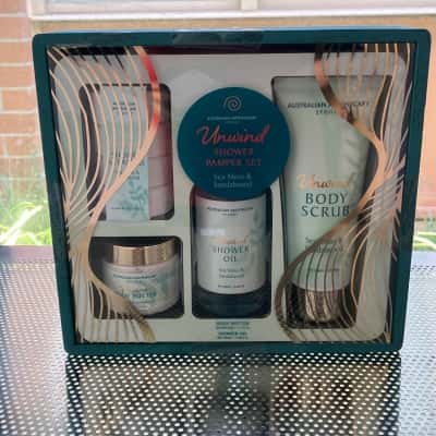 Unwind Shower Pamper Set Australian Apothecary 