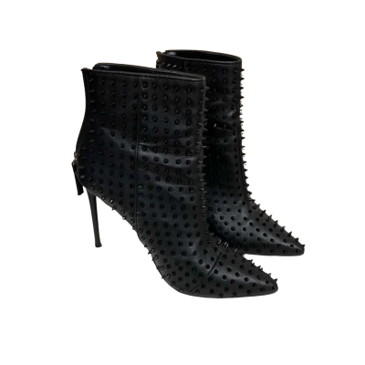 Steve Madden Vapor Spiked Heels Womens  Size 8 Black  