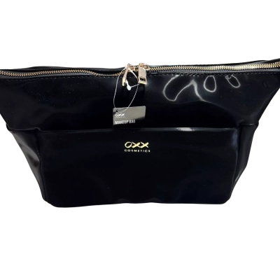  Women’s NEW still in packaging Large makeup bag