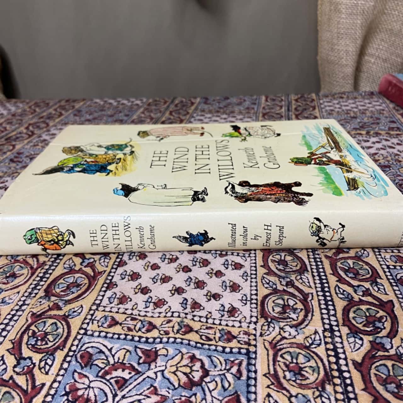 The Wind in the Willows Book by Kenneth Grahame printed 1974