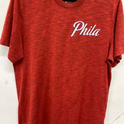 Phila NBA Mens  Size L Short Sleeve T-shirt Red 