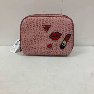Guess Women’s Sunset Blvd Travel/Cosmetic Bag