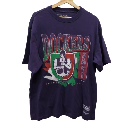 Mitchell & Ness Fremantle Dockers Mens  Size M Short Sleeve T-shirt Purple 