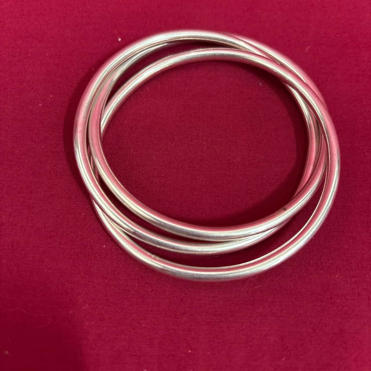 Women's 925 Silver Set of 3 Interlocking Bangles(s)