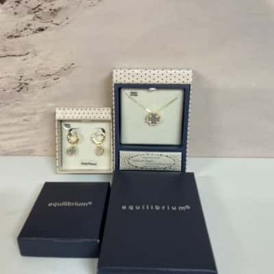 Equilibrium Earrings / Necklace Set