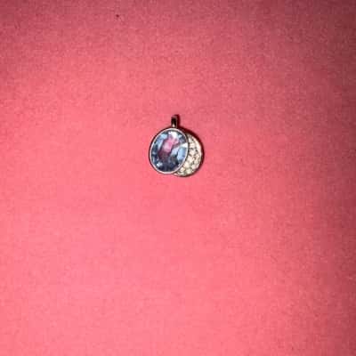Swarovski Pendant - BLUE STONE - EUC