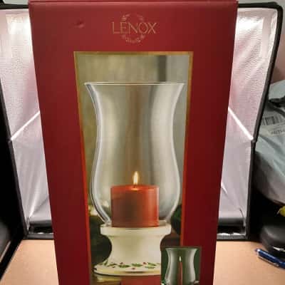 Lenox Holiday Hurricane with Pillar Candle 