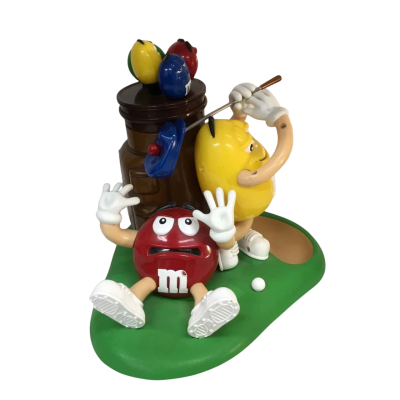 M&M Golf Figures Approx 29 x 29cm