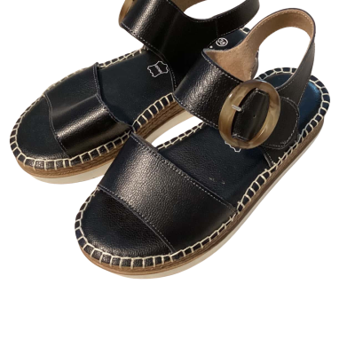 Just Be sandal Size 38 Beige / Black  