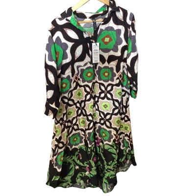 TS Womens  Size 12 Floral Dress Black  / Green / White 