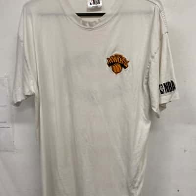 Ny Knicks NBA Mens  Size M Short Sleeve T-shirt White 