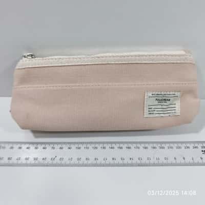 Pull & Bear Beige / Cream Pencil Case Zip 
