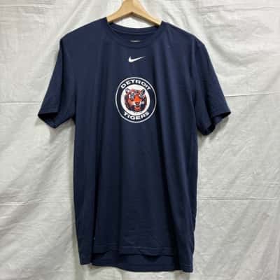 The Nike Tee Detroit Tigers Mens  Size M Short Sleeve T-shirt Navy Blue 