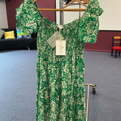 Iris maxi Womens  Size M Off The Shoulder Dress Floral / Green 