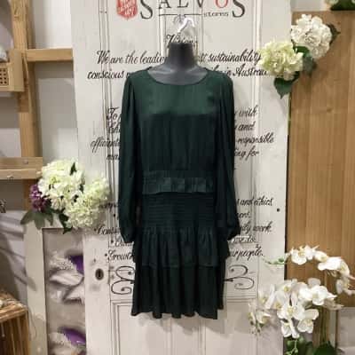 Wayne Cooper Brand! BNWT RRP $149.95!! Womens  Size 10 Long Sleeve Dress / Mini Dress Green 