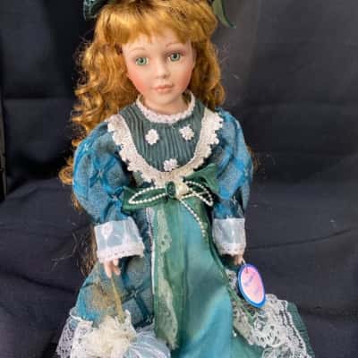 Vintage collectable porcelain doll 