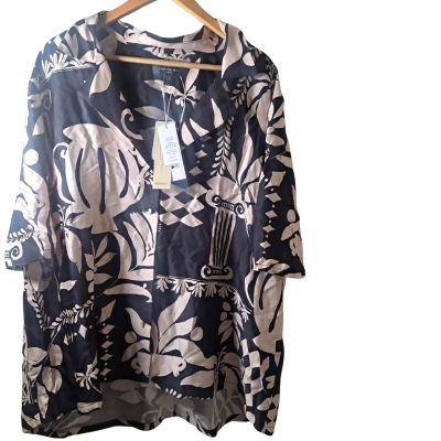 Forever New Womens Shirt - Size 22  