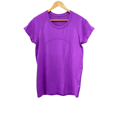 Lululemon Womens  Size M Short Sleeve Top Purple 