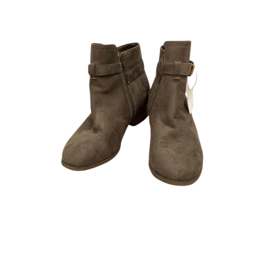  Womens Obsessed Ankle Boots  Size 6 Brown BNWT
