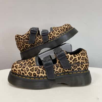 Dr Martens Women’s Buzz Leopard Mary Janes Size 9 
